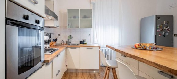 Apartamento de 4 habitaciónes en Reggio Emilia, Italy No. 26389 7