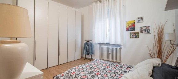 Apartamento de 4 habitaciónes en Reggio Emilia, Italy No. 26389 9
