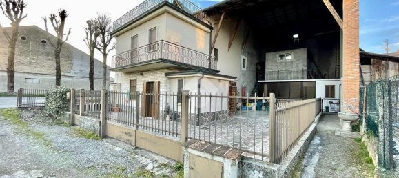 Casa de 3 habitaciónes en Vailate, Italy No. 30700 19