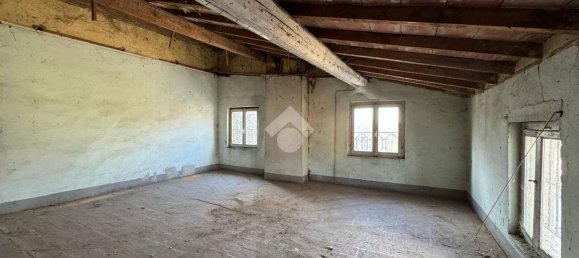 Casa de 3 habitaciónes en Vailate, Italy No. 30700 16