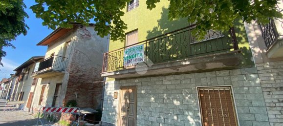 Casa de 3 habitaciónes en Vailate, Italy No. 30700 18