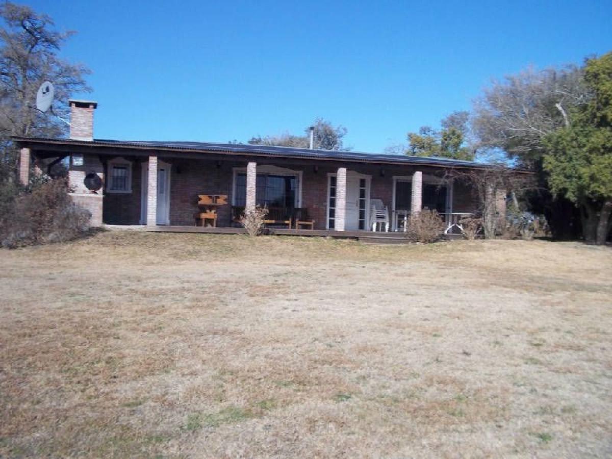 4 bedrooms House in Buenos Aires, Argentina No. 92785