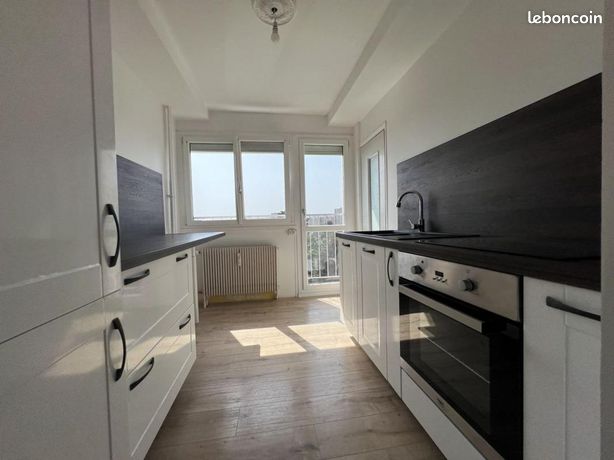 1 bedroom Apartment in Chalon-sur-Saone, France No. 359973