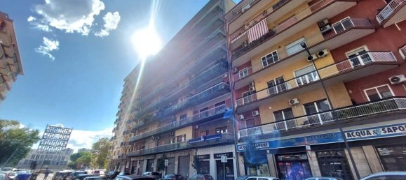 4 bedrooms Apartment in Taranto, Italy No. 342654 5