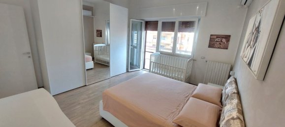 4 bedrooms Apartment in Taranto, Italy No. 342654 20