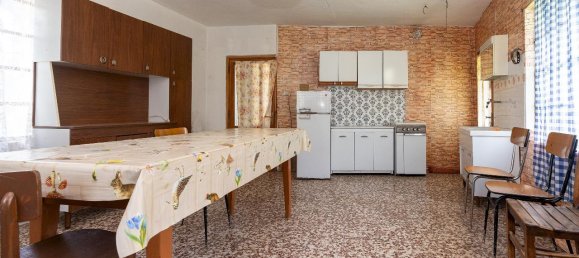 5 rooms House in Frassino, Italy No. 104821 28
