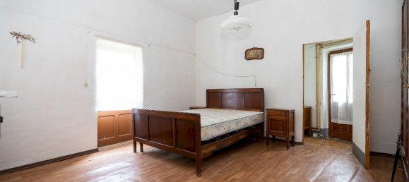 5 rooms House in Frassino, Italy No. 104821 18