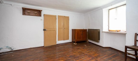 5 rooms House in Frassino, Italy No. 104821 13