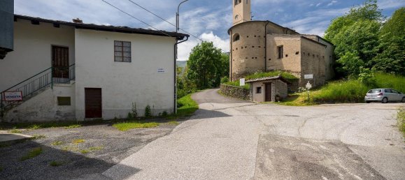 5 rooms House in Frassino, Italy No. 104821 2