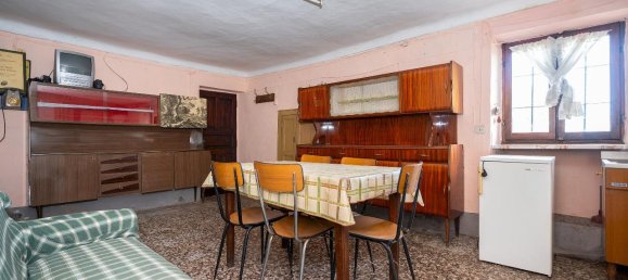 5 rooms House in Frassino, Italy No. 104821 6