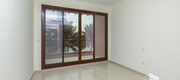 4 bedrooms Townhouse in Jumeirah Islands, UAE No. 15720 10