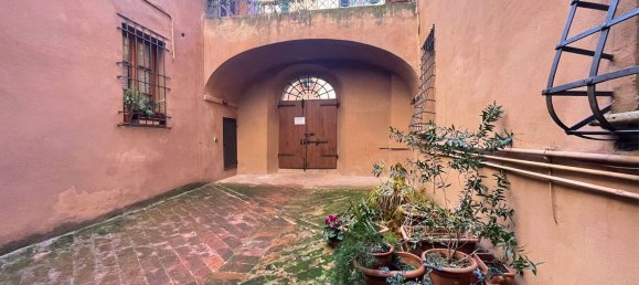 12-Zimmer Wohnung in Montepulciano, Italy, Nr. 57092 3