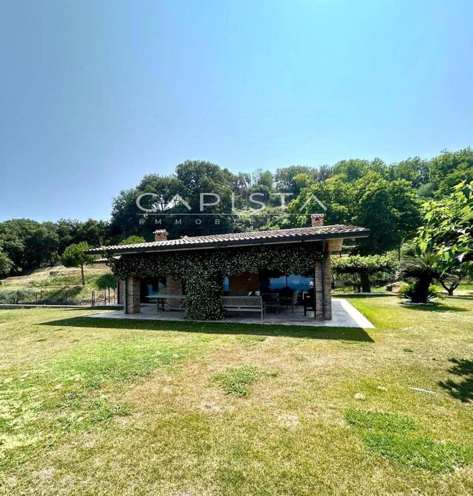 Villa de 5 divisões em Fossacesia, Italy N.º 278446