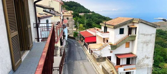 4 Schlafzimmer Wohnung in Bonifati, Italy, Nr. 323581 5