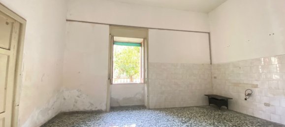 6 rooms House in Nola, Italy No. 159829 24