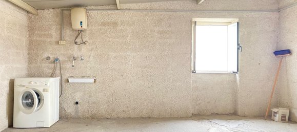 6 rooms House in Nola, Italy No. 159829 14