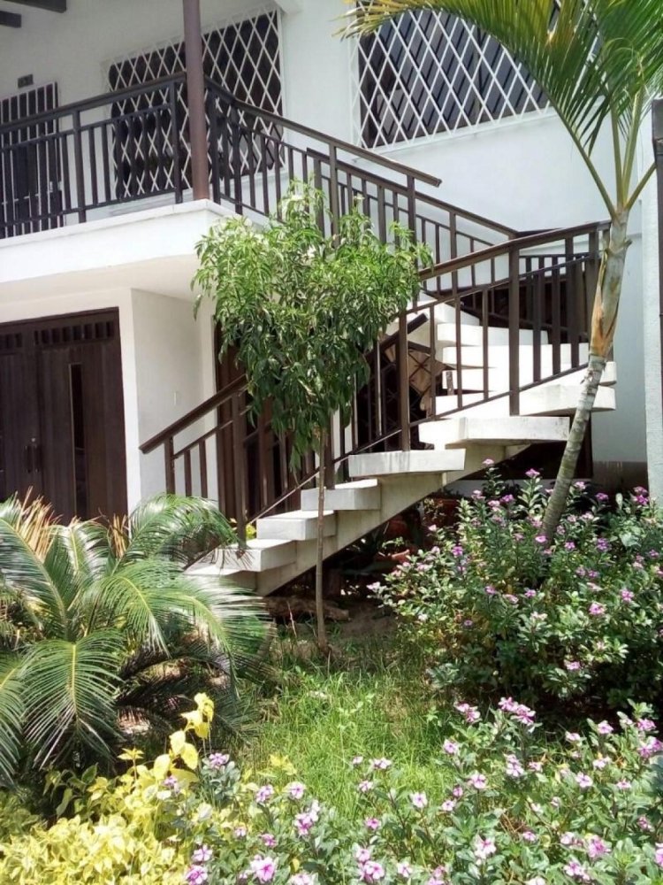 7 bedrooms House in Valle del Cauca, Colombia No. 2847