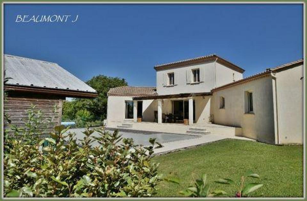 Casa de 5 dormitorios en Bergerac, France No. 12095