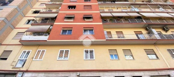 1-Zimmer Gewerbliche Immobilie in Rome, Italy, Nr. 76415 2