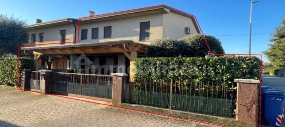 3 bedrooms House in Trevignano, Italy No. 347213 2