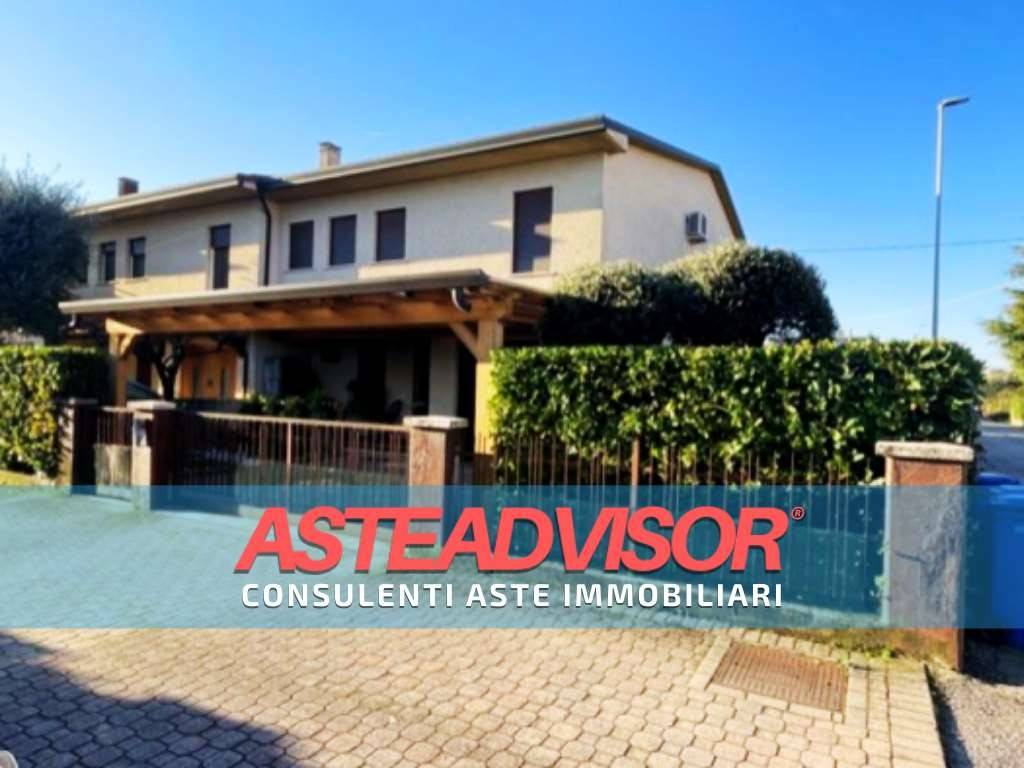3 bedrooms House in Trevignano, Italy No. 347213