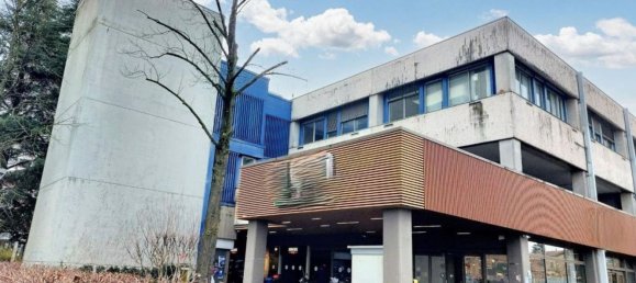 114m² Commercial property in Reggio Emilia, Italy No. 31431 10