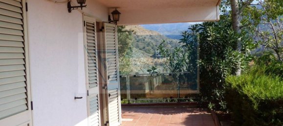 6 Schlafzimmer Villa in Reggio Calabria, Italy, Nr. 83278 8