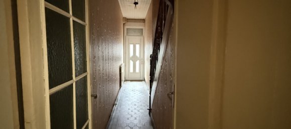 Casa de 3 dormitorios en Villeneuve-d'Ascq, France No. 38841 6