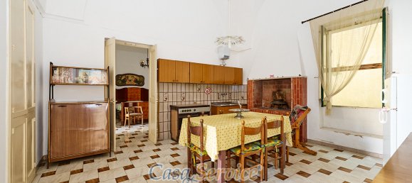4 Schlafzimmer Haus in Matino, Italy, Nr. 60355 8