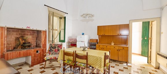 4 Schlafzimmer Haus in Matino, Italy, Nr. 60355 11