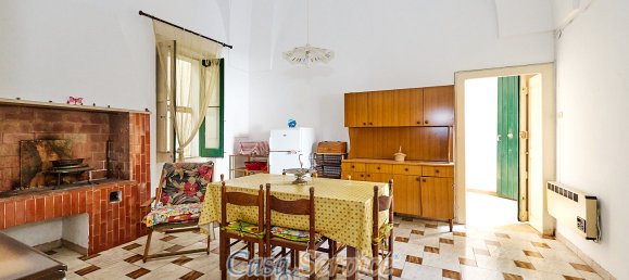 4 Schlafzimmer Haus in Matino, Italy, Nr. 60355 17