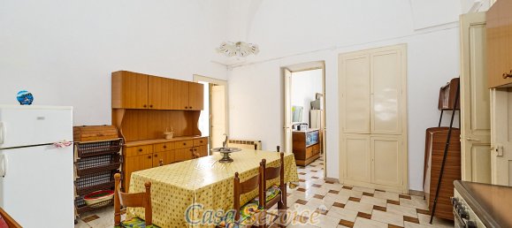 4 Schlafzimmer Haus in Matino, Italy, Nr. 60355 9