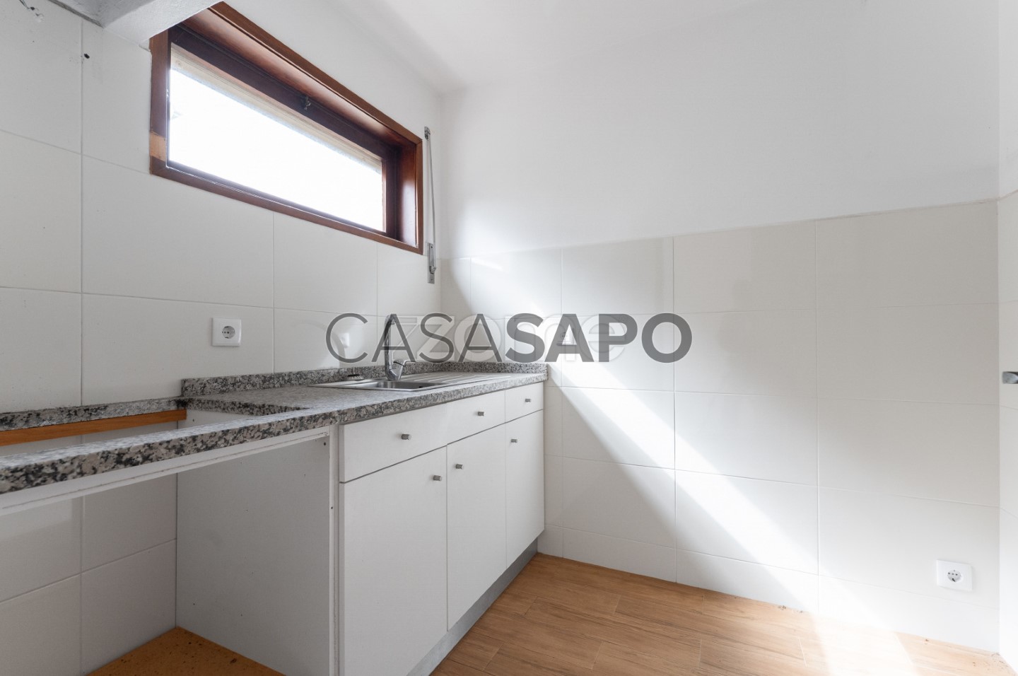 Gebäude in Vila Nova de Gaia, Portugal 306m², Nr. 229911