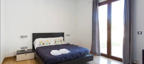 4 bedrooms Villa in Palmanova, Spain No. 984 2