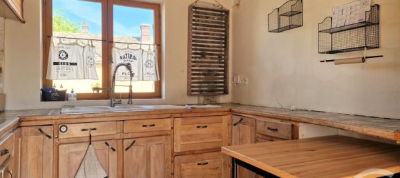 5 bedrooms House in Saussay, France No. 266114 17