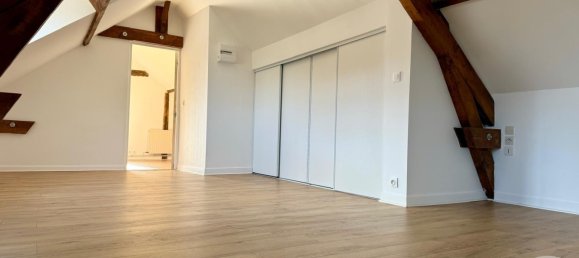 5 bedrooms House in Saussay, France No. 266114 11