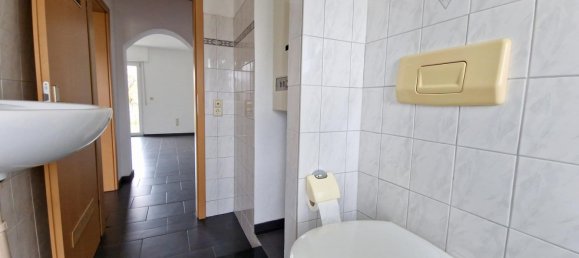 Квартира с 2 спальнями в Лёррах, Германия № 21270 15