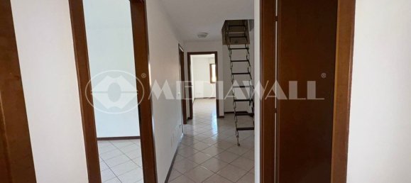 Дом с 2 спальнями в Порденоне, Италия № 281542 11