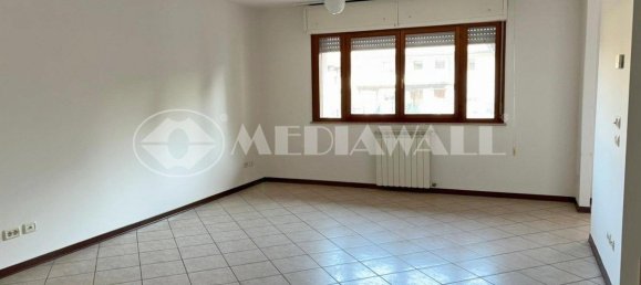 Дом с 2 спальнями в Порденоне, Италия № 281542 7