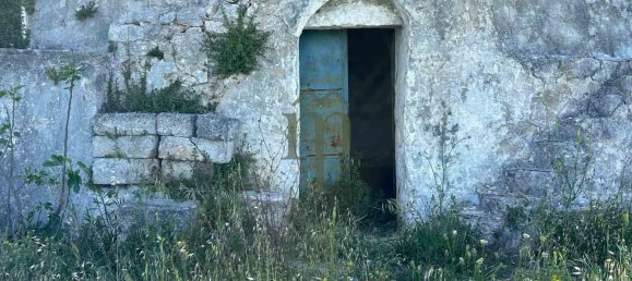 Дом с 2 комнатами в Остуни, Италия № 192849 15