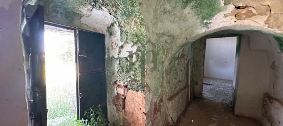 Дом с 2 комнатами в Остуни, Италия № 192849 12