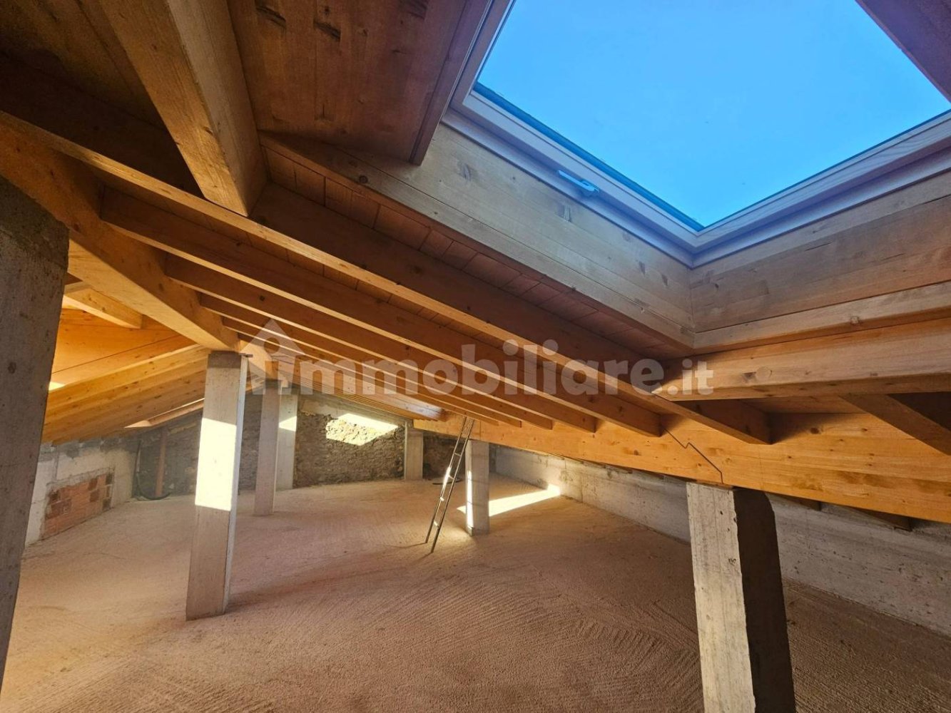 Apartamento T3 em Paladina, Italy N.º 8739