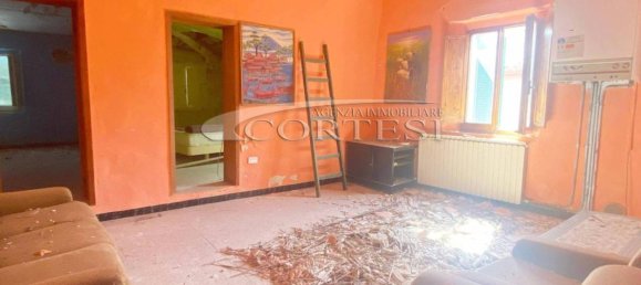 Дом с 4 комнатами в Мондольфо, Италия № 37020 2