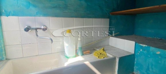 Дом с 4 комнатами в Мондольфо, Италия № 37020 3