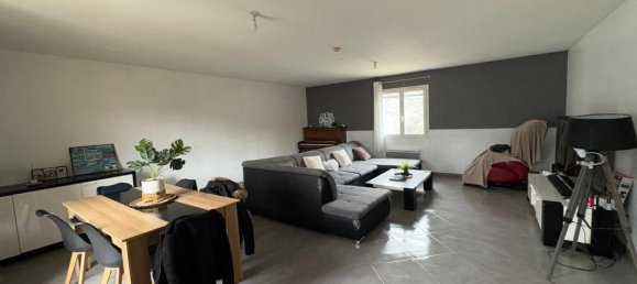 6 bedrooms Villa in Morestel, France No. 200559 9