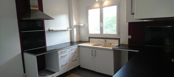 6 bedrooms Villa in Morestel, France No. 200559 8