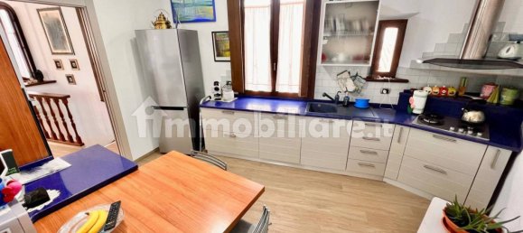 Пентхаус с 3 спальнями в Фабриано, Италия № 128271 10