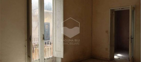 2 bedrooms House in Marsala, Italy No. 50669 4