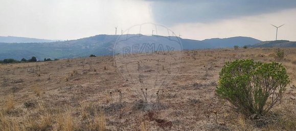 Terreno en Loures, Portugal 16760 m² No. 70270 6