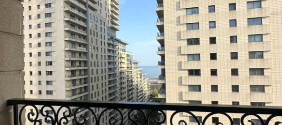 Квартира с 3 спальнями в Насиминский район, Азербайджан № 1305 2